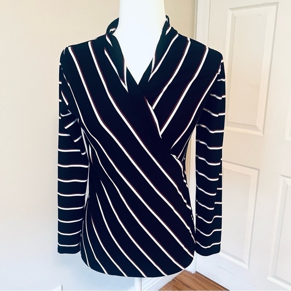 NWT - WHITE HOUSE BLACK MARKET Long Sleeve Striped Stretch Blouse - Size XS - Picture 2 of 9
